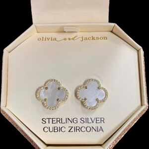 Sterling silver mother-of-pearl clover stud earrings NIB